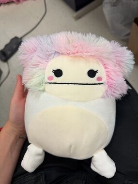 Squishmallows 8” Zaylee the Bigfoot Plush Toy NWT